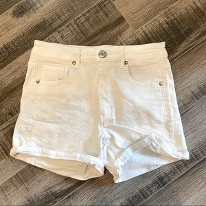 American Eagle shorts- High rise shortie 🦅